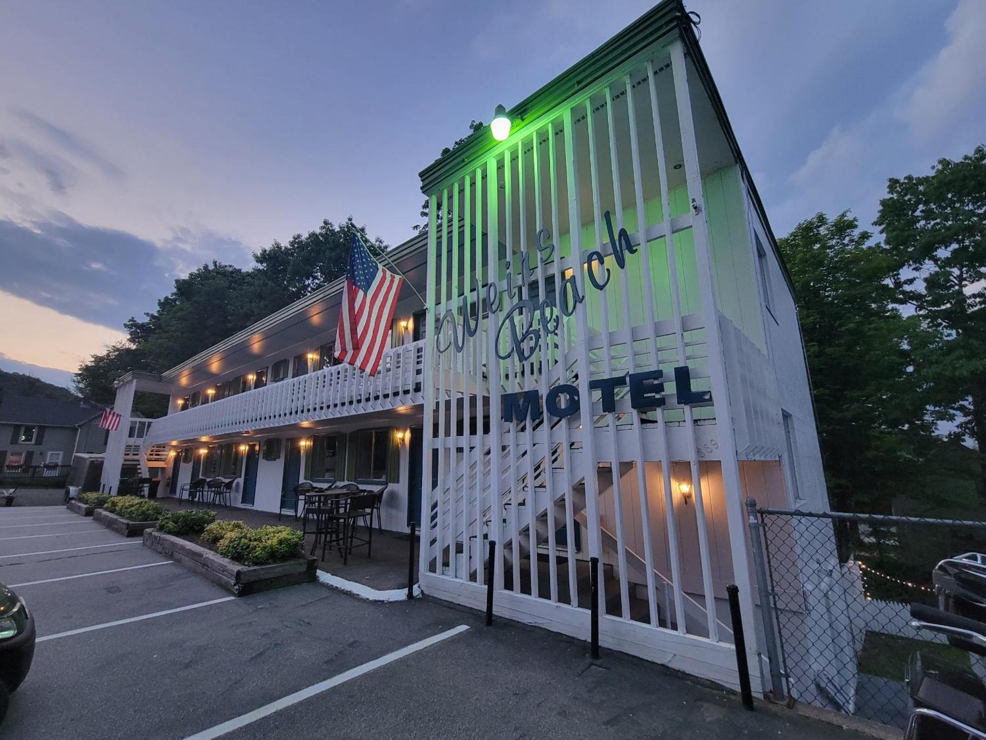 Weirs Beach Motel & Cottages Dış mekan fotoğraf