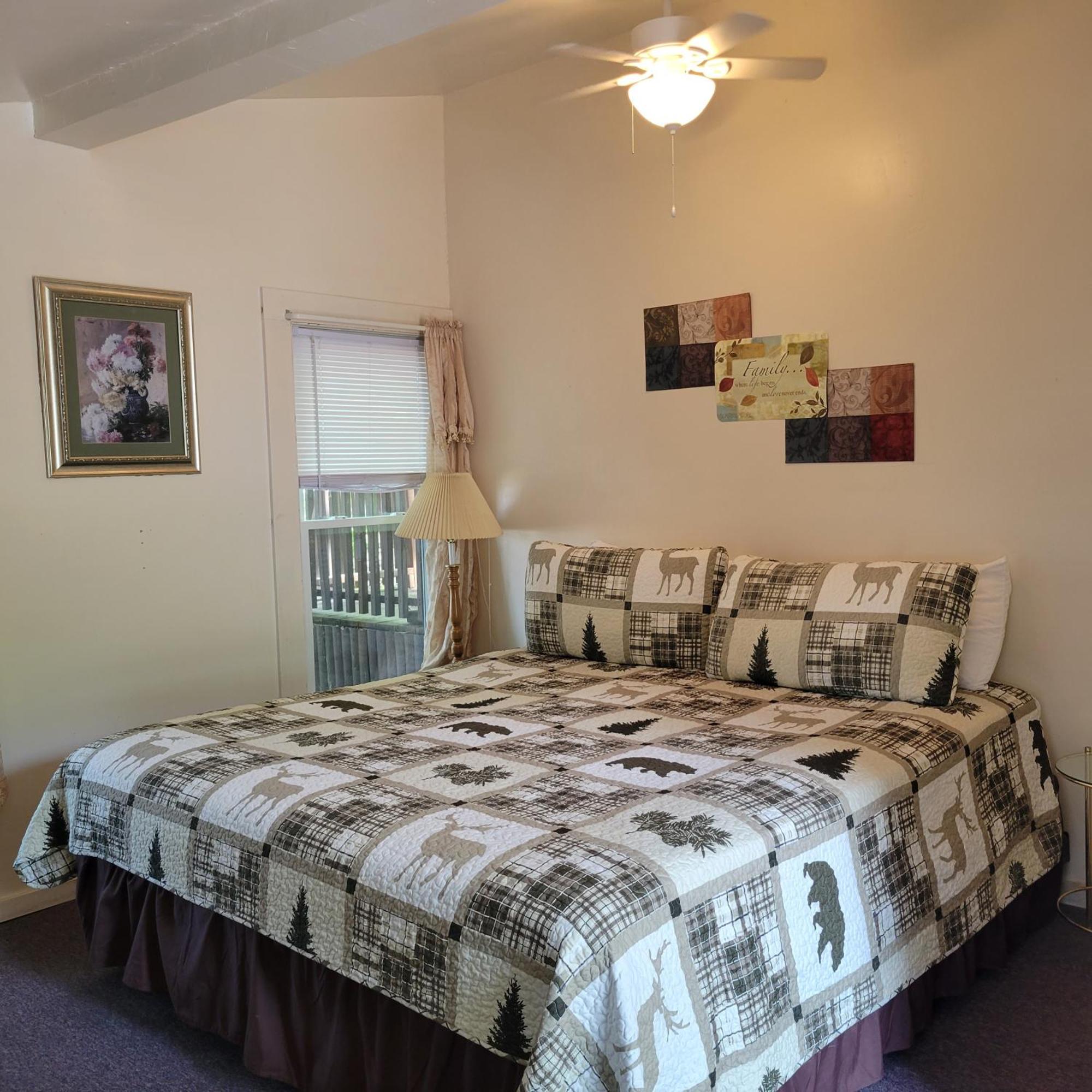 Weirs Beach Motel & Cottages Dış mekan fotoğraf
