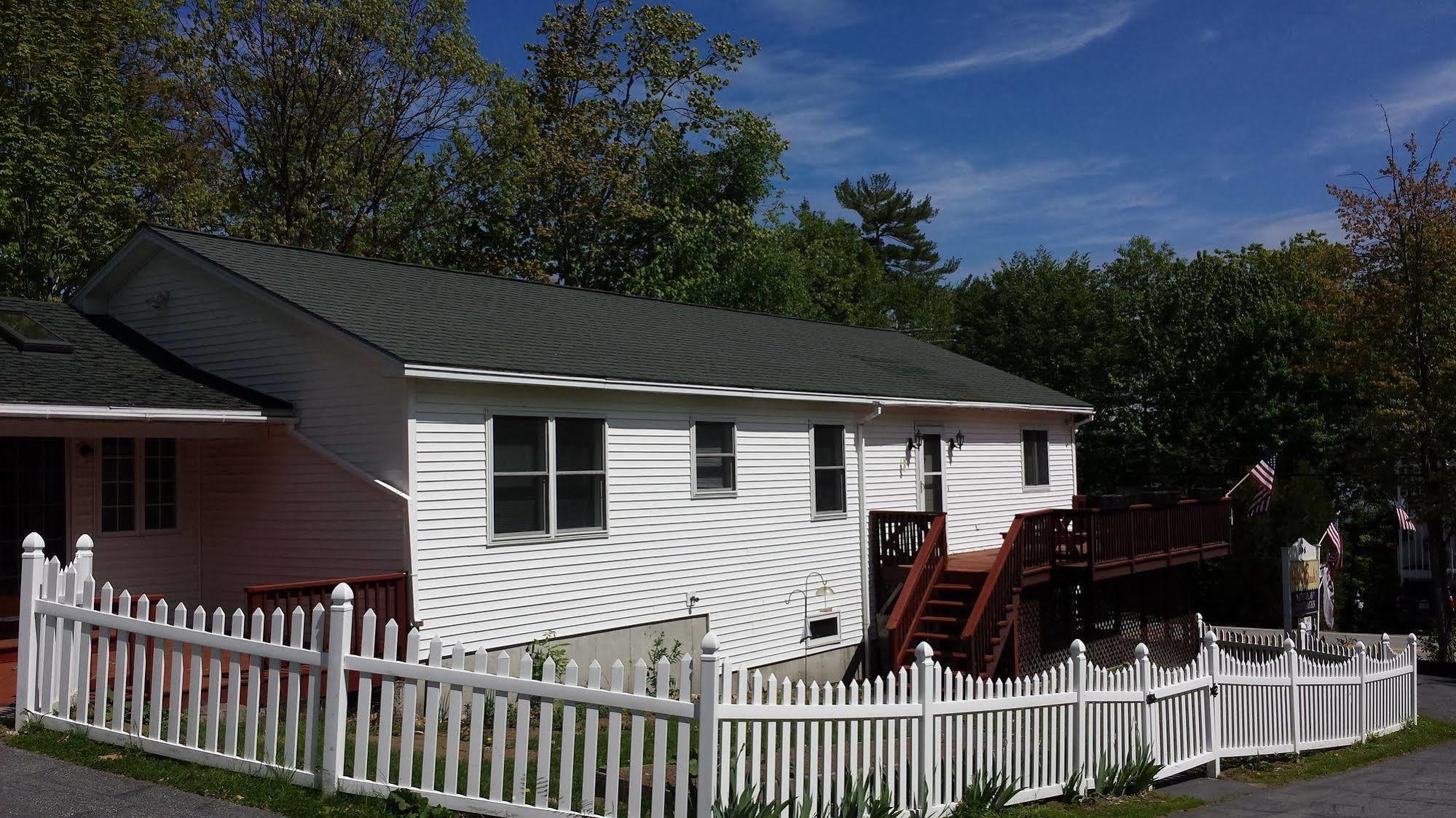 Weirs Beach Motel & Cottages Dış mekan fotoğraf